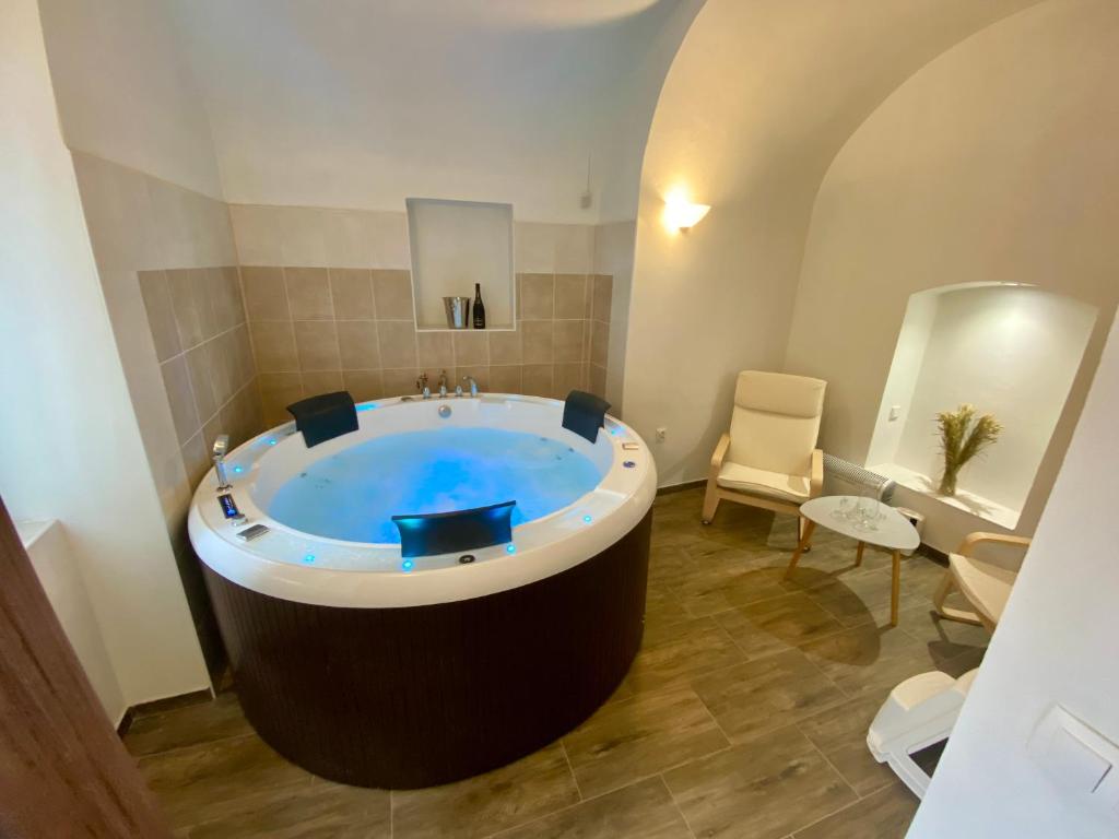 Mlýnský dům room 1